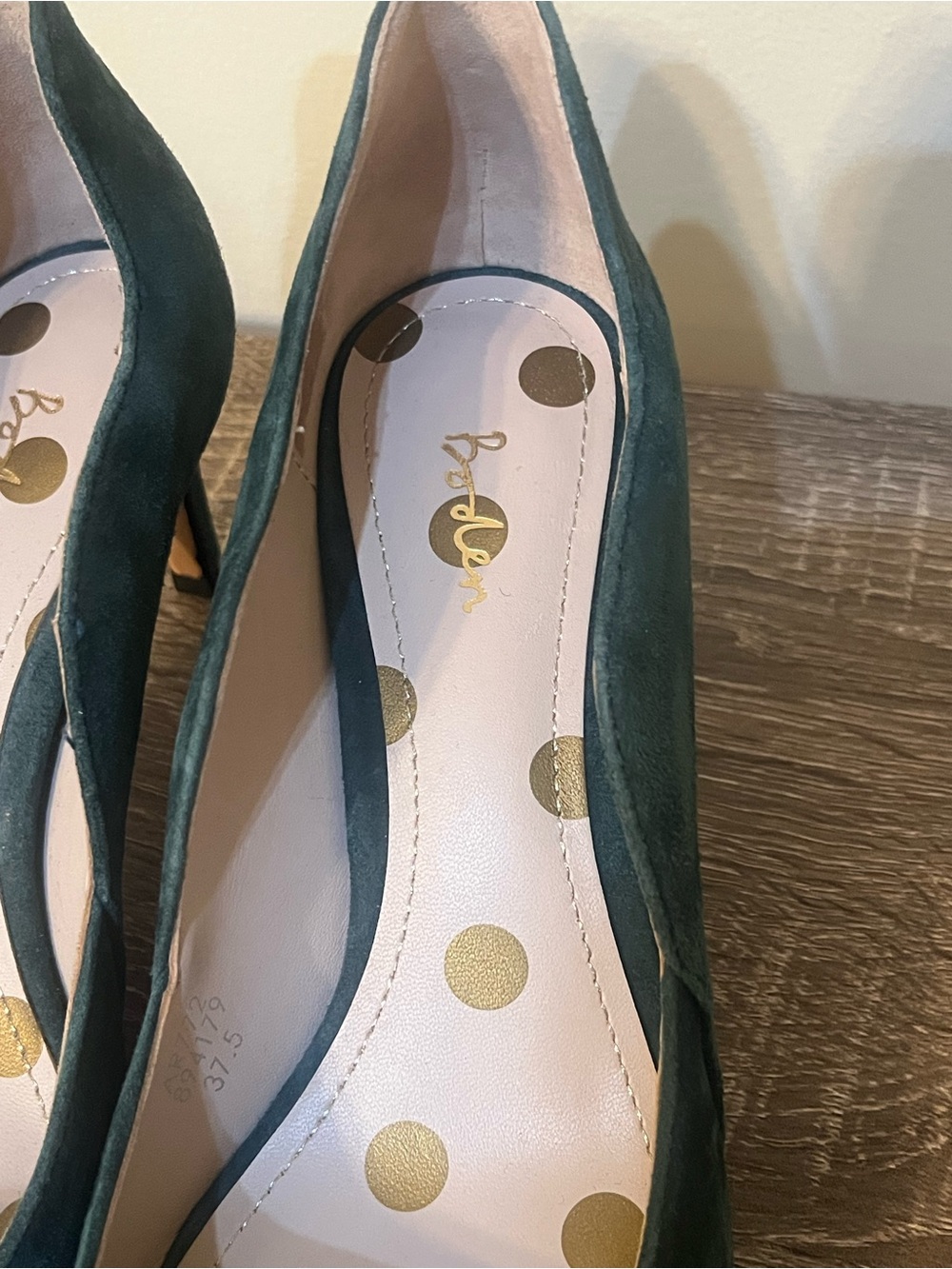 Boden Suede Scalloped Edge Pump Women's Size 37.5 (6.5 US) Dark Green - Picture 11 of 13